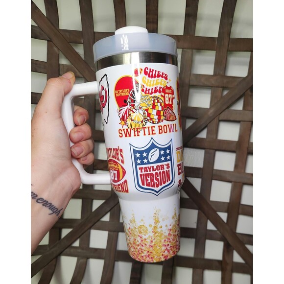 Taylor Swiftie Chiefs 40oz Tumbler - Picture 1 of 4